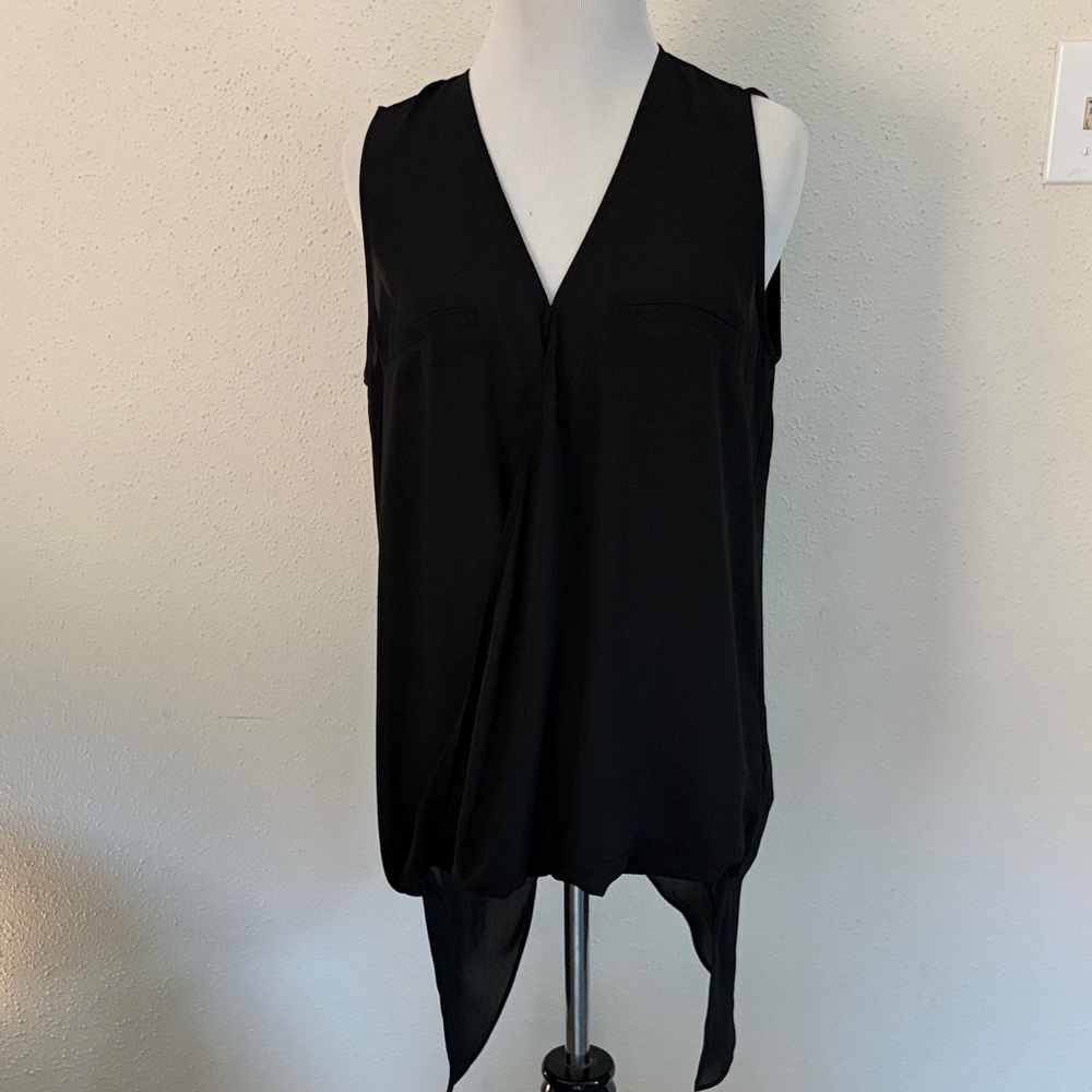 Ro & De Black Sleeveless Blouse